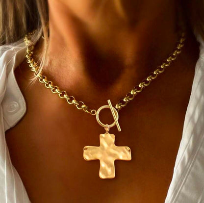 The Eternal Hammered Necklace